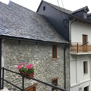 Couette-café Cuny, Casau